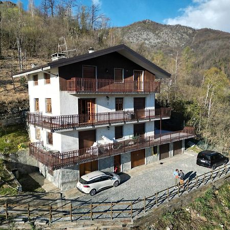 Gold Cave Casa Vacanze Relax Nel Bosco Appartamenti Pessinetto Luaran gambar