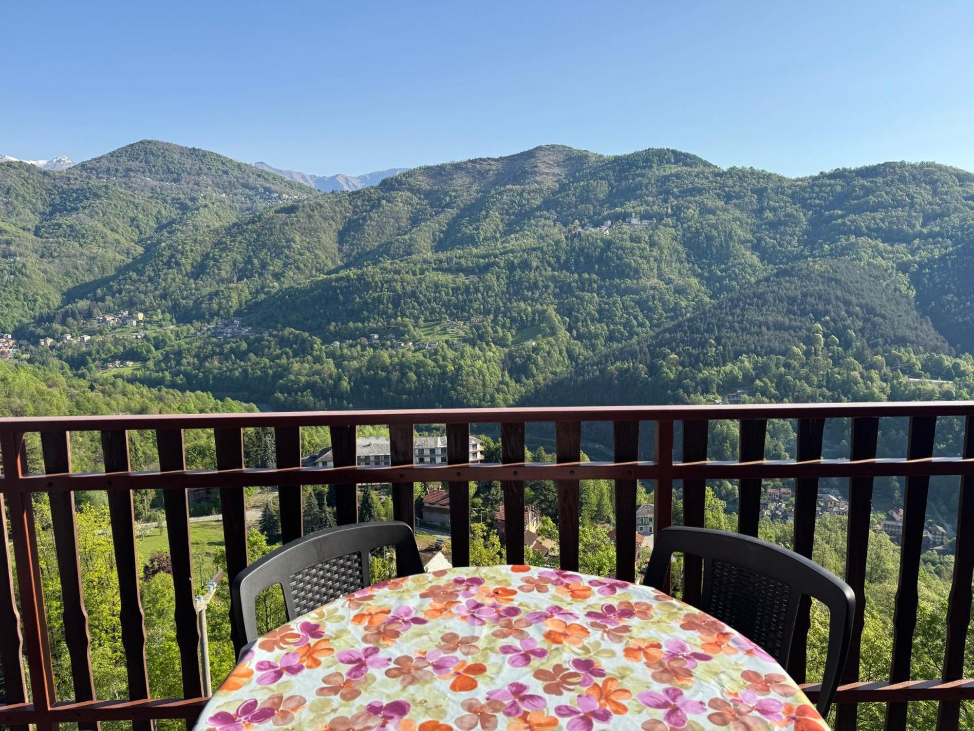 Gold Cave Casa Vacanze Relax Nel Bosco Appartamenti Pessinetto Luaran gambar
