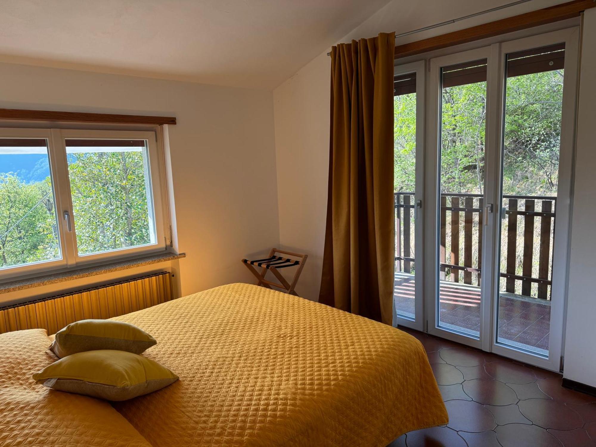 Gold Cave Casa Vacanze Relax Nel Bosco Appartamenti Pessinetto Luaran gambar